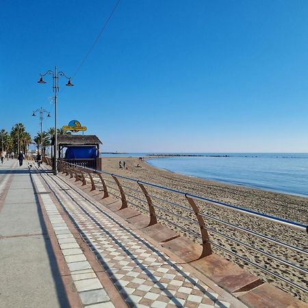 Benalmadena Costa One Bedroom Apartment, Close To The Beach Екстер'єр фото